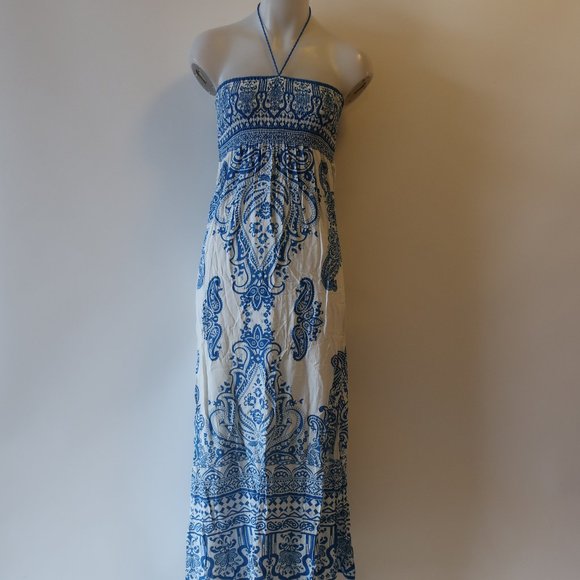 Flying Tomato Dresses & Skirts - FLYING TOMATO BLUE WHITE HALTER MAXI DRESS S *